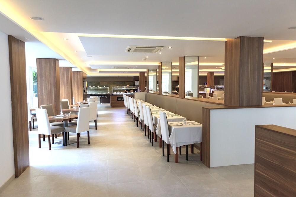 Bq Bulevar (adults Only)