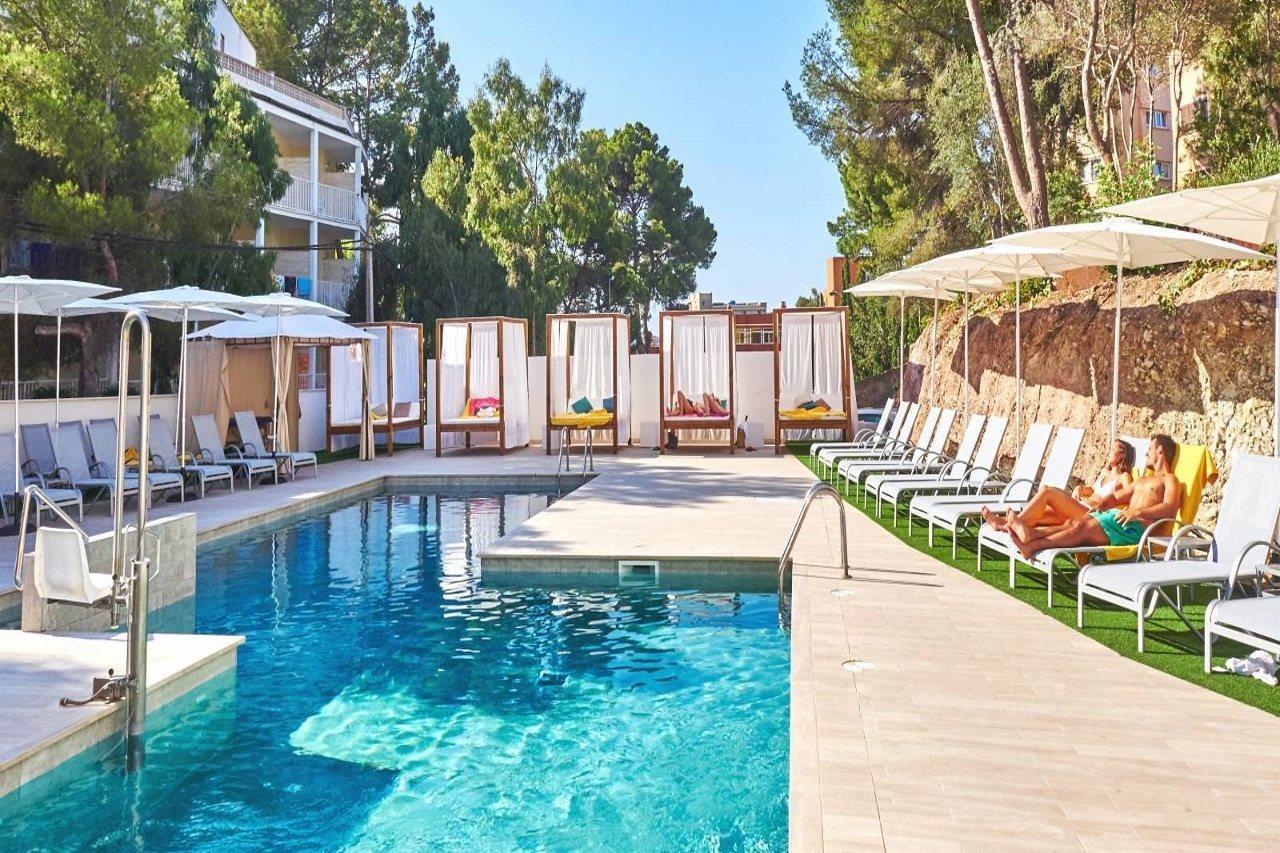 Bq Bulevar (adults Only) 3*